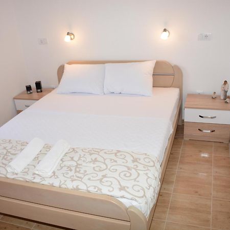 Apartmani Gaga Tivat Eksteriør billede
