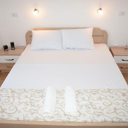 Apartmani Gaga Tivat Eksteriør billede