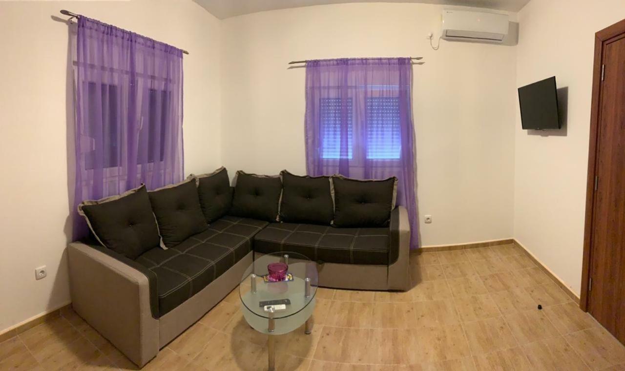 Apartmani Gaga Tivat Eksteriør billede